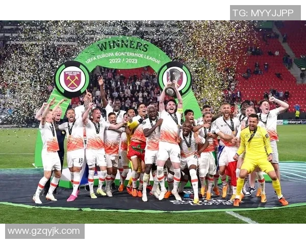 佛罗伦萨主场迎战罗马球队巅峰对决精彩纷呈期待激烈较量